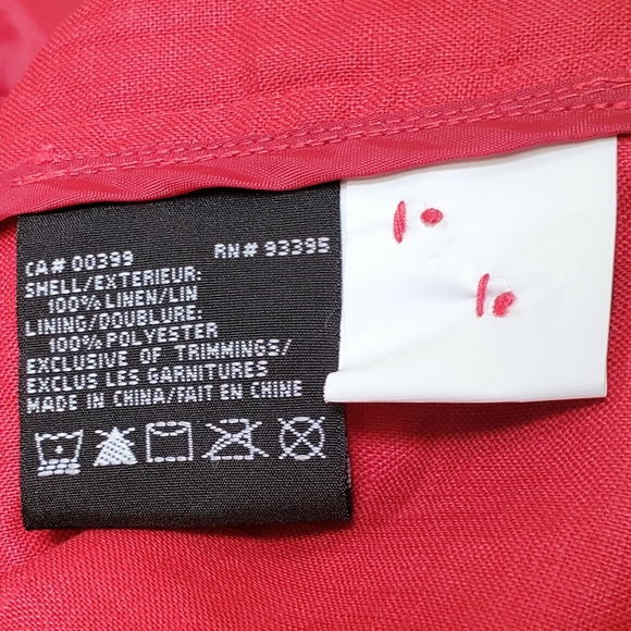 Nuage Hooded Rain Coat with Buttons - Picture 12 of 15